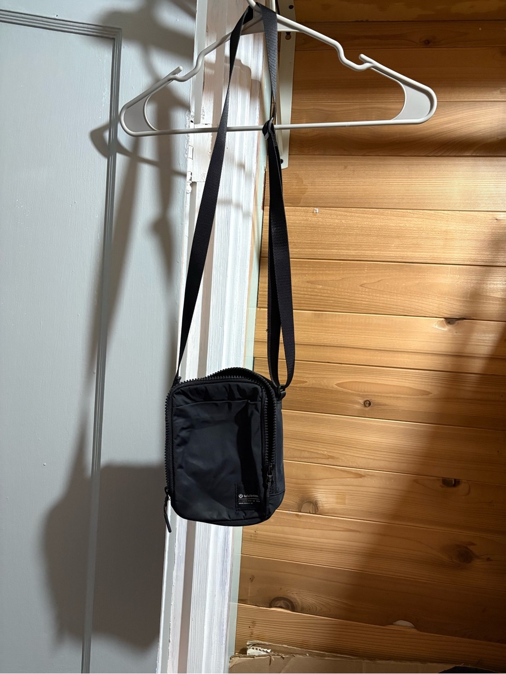 lululemon athletica Black Small Crossbody Phone Pouch